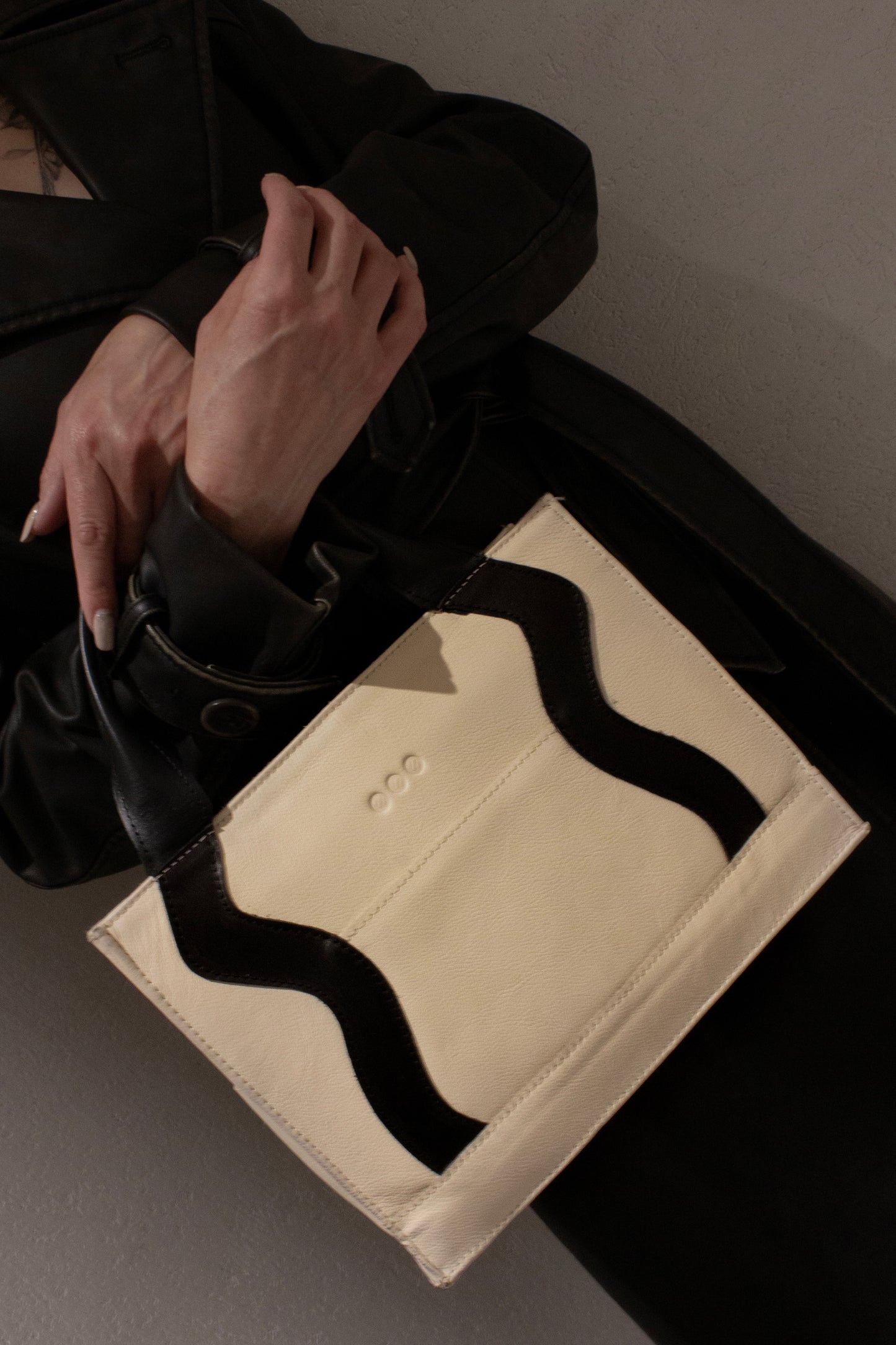 The Tote S