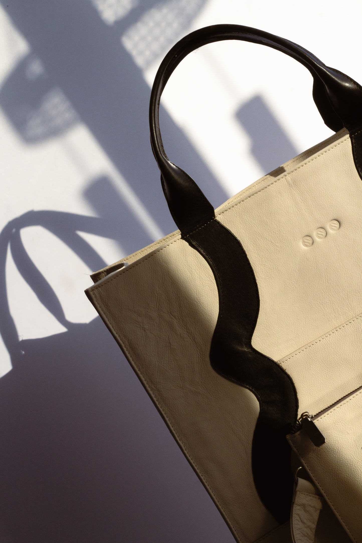 The Tote M